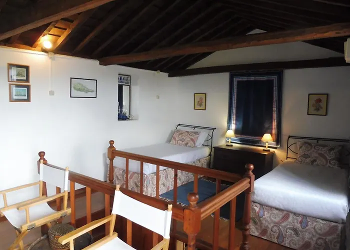 Casa Da Adega Prainha (Sao Roque do Pico)